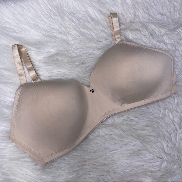 Jones New York Women's Everyday T-Shirt Bra with Adjustable Straps Nude - Picture 1 of 3